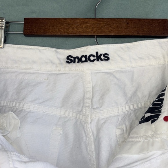NWOT Mother Snacks High Waisted Twizzy Skimp Jeans Size 28 - Picture 2 of 8